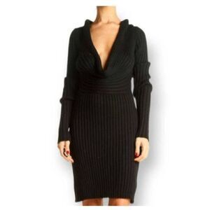RENEE C. BY SO COOL PLUNGE BLACK KNIT SHIFT DRESS SZ.L EUC.